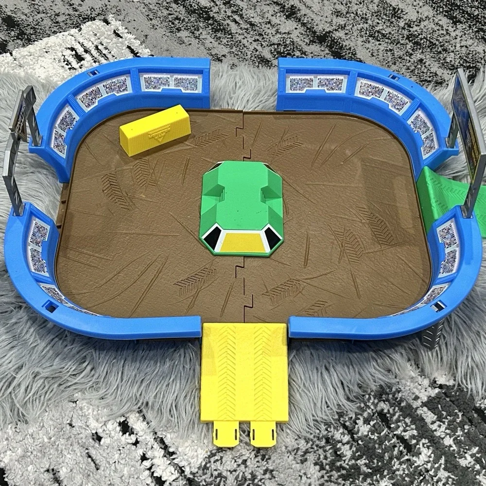 Monster Jam Kinetic Sand Monster Dirt Arena Set
